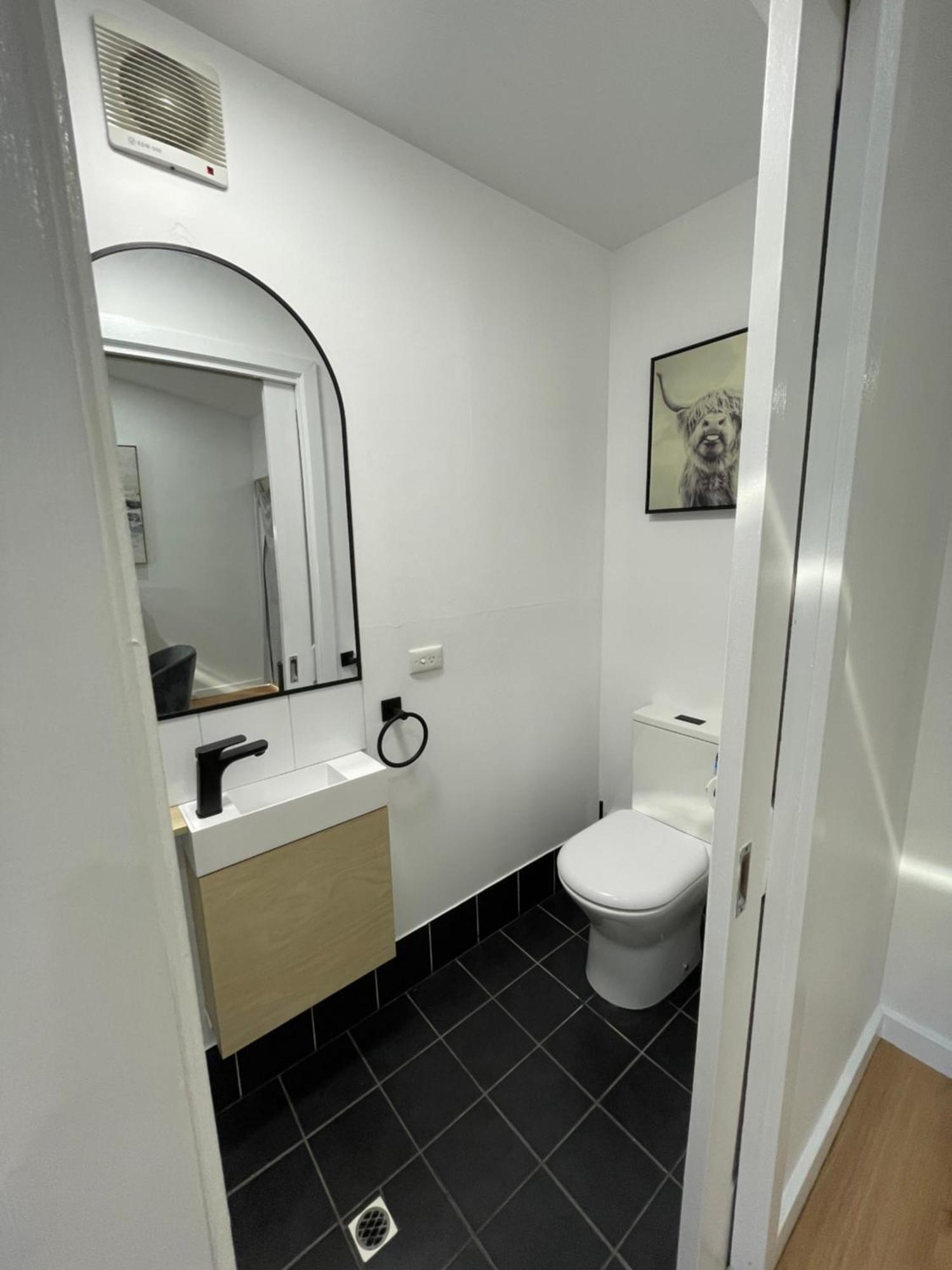 Spa Retreat Glenelg East エクステリア 写真